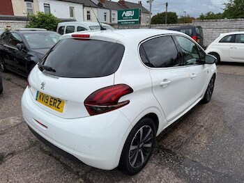 Used Peugeot 208 2019 for sale - 76730094: Photo