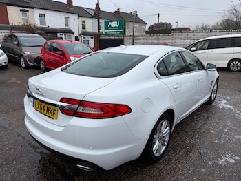 Used Jaguar XF 2014 for sale - 77020573: Photo