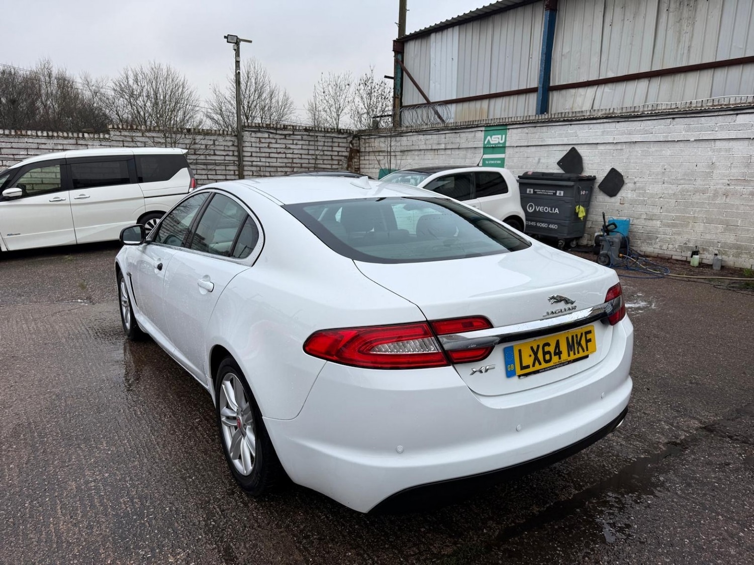 Used Jaguar XF 2014 for sale - 77020573: Photo 5