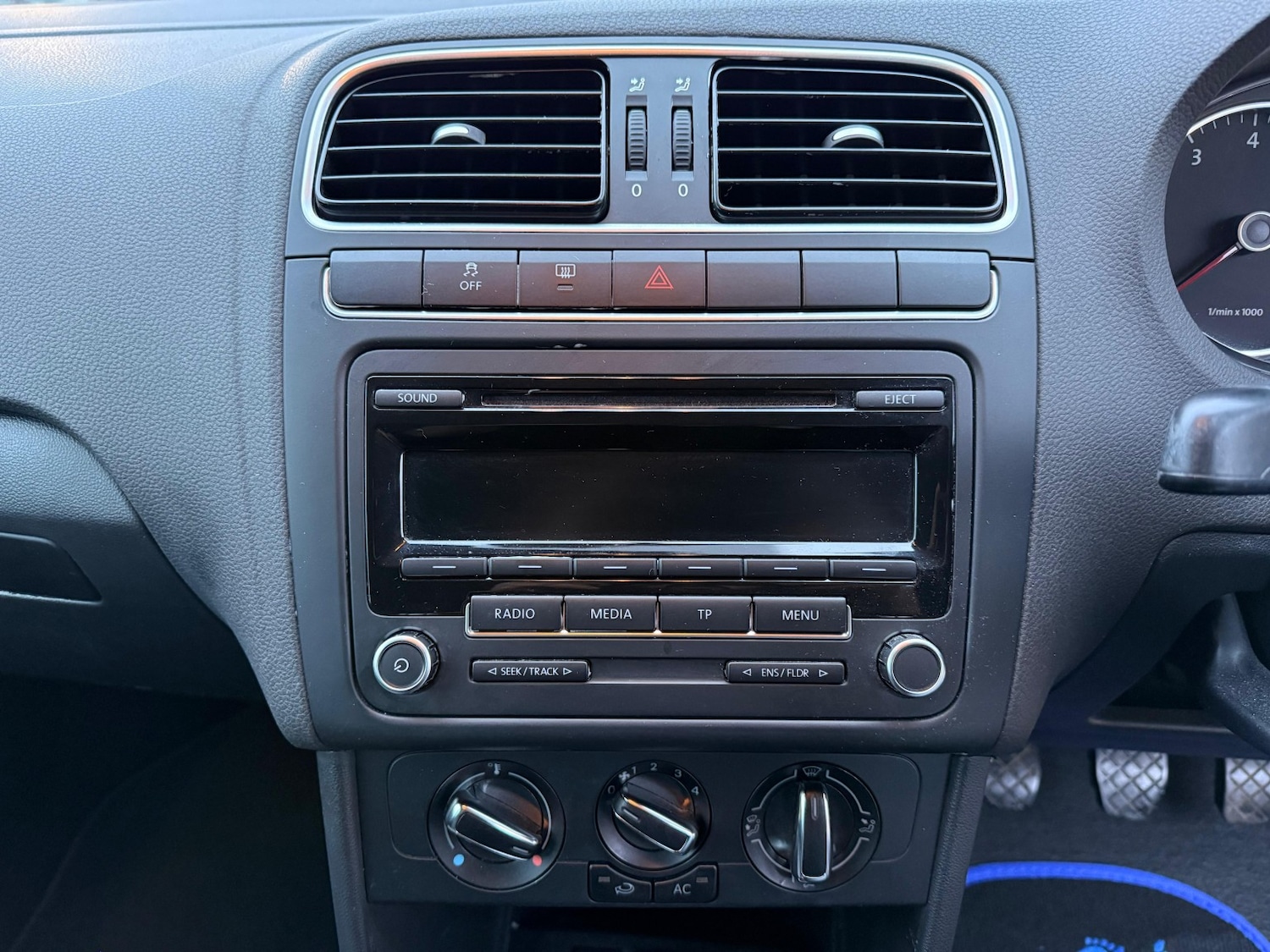 Used Volkswagen Polo 2013 for sale - 77314044: Photo 16