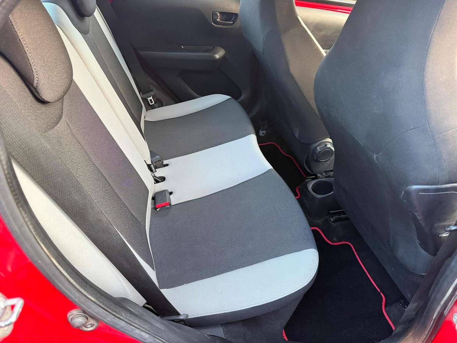 Used Toyota AYGO 2014 for sale - 76730060: Photo 10