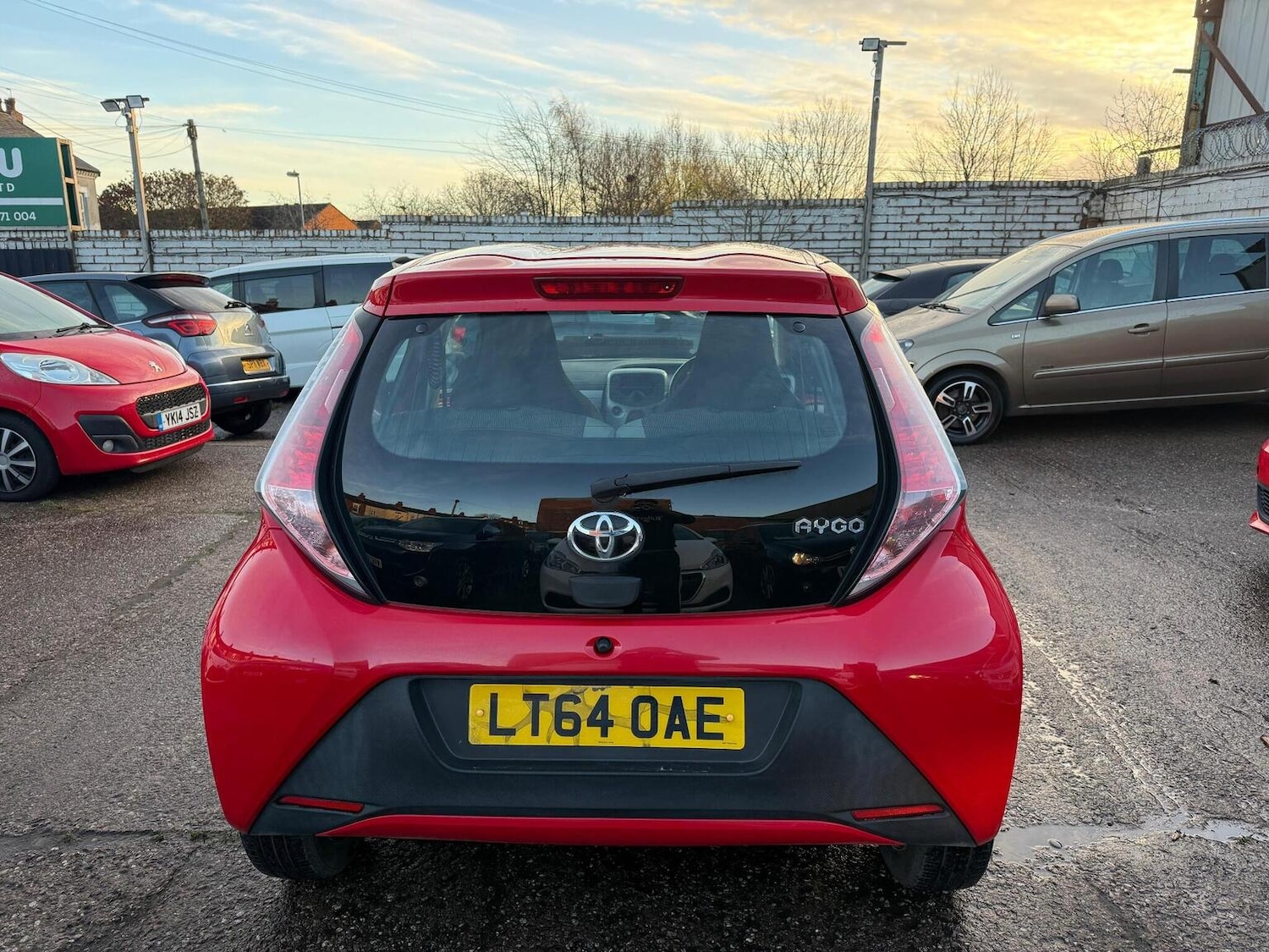 Used Toyota AYGO 2014 for sale - 76730060: Photo 4