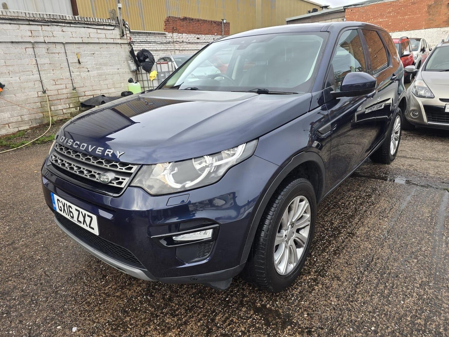 Used Land Rover Discovery Sport 2016 for sale - 76730063: Photo 7