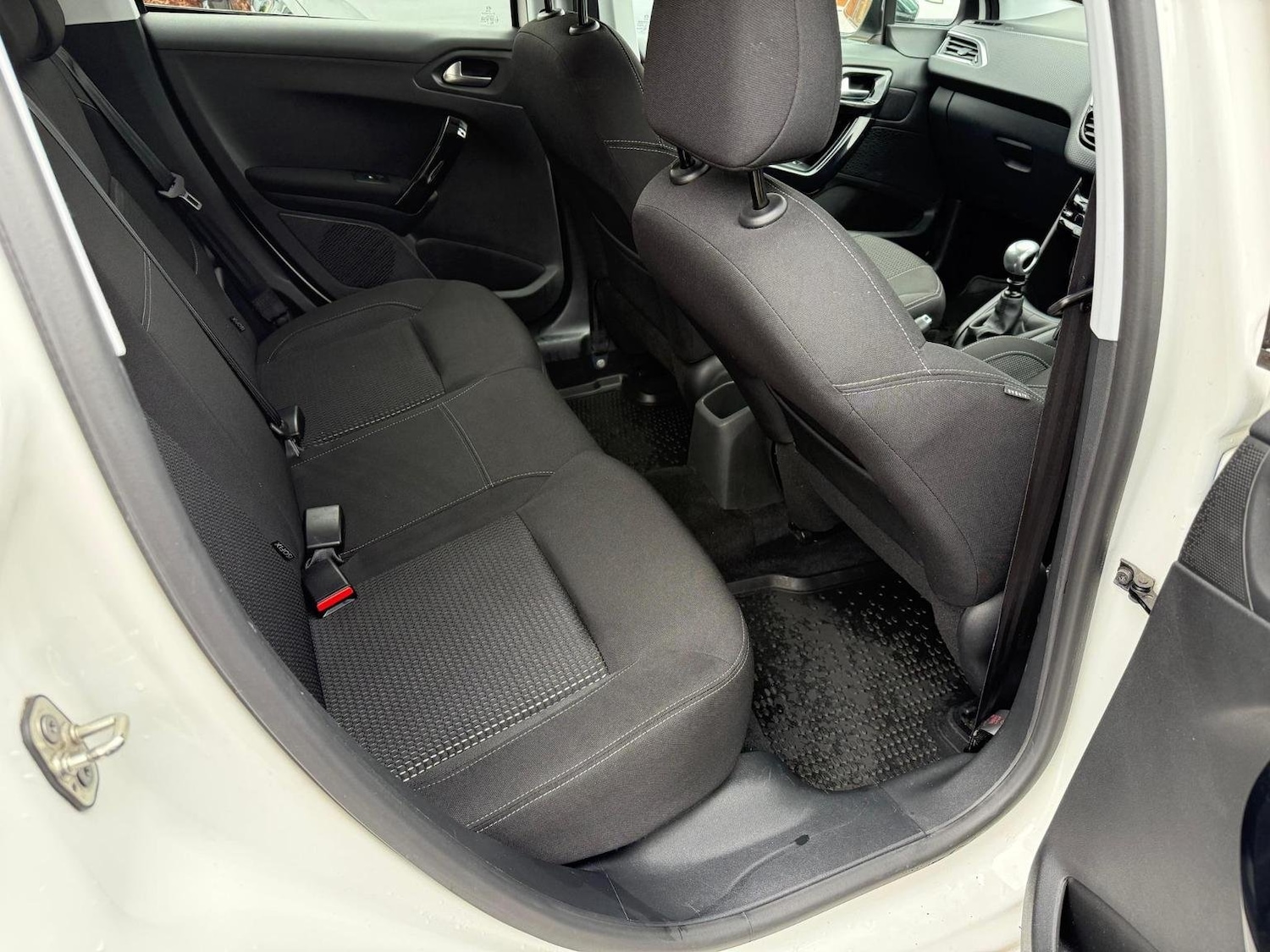 Used Peugeot 208 2019 for sale - 76793102: Photo 11