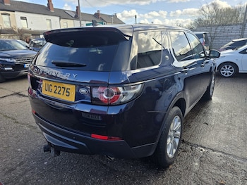 Used Land Rover Discovery Sport 2016 for sale - 77792873: Photo