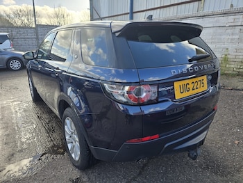 Used Land Rover Discovery Sport 2016 for sale - 77792873: Photo
