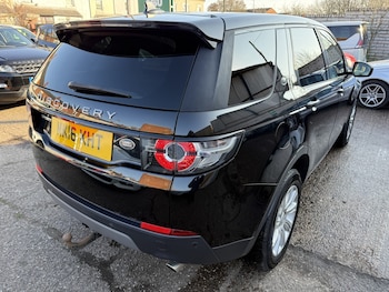 Used Land Rover Discovery Sport 2016 for sale - 77707213: Photo
