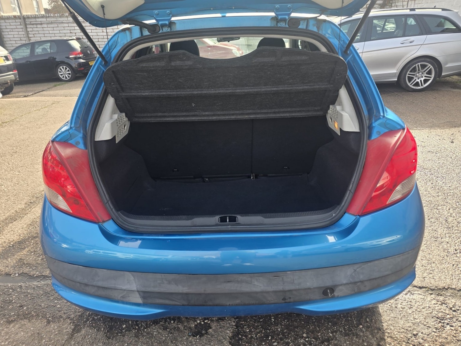 Used Peugeot 207 2011 for sale - 77766499: Photo 9