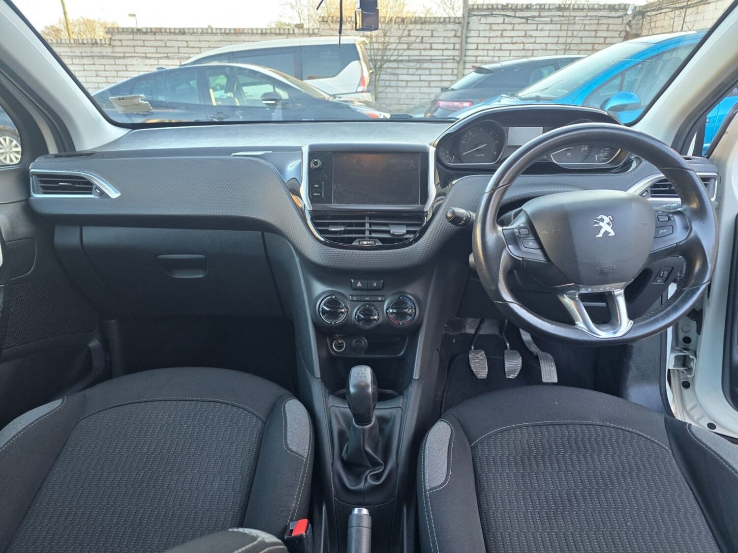 Used Peugeot 208 2016 for sale - 77921294: Photo 13