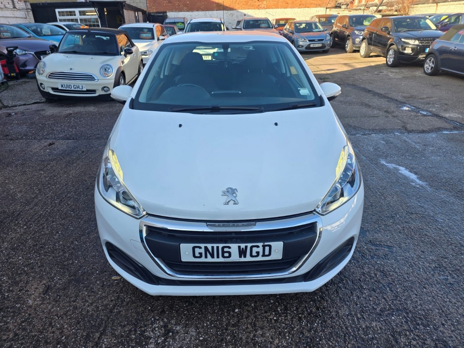 Used Peugeot 208 2016 for sale - 77921294: Photo 8