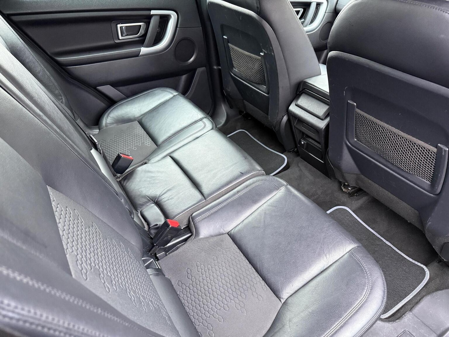 Used Land Rover Discovery Sport 2016 for sale - 76730062: Photo 11