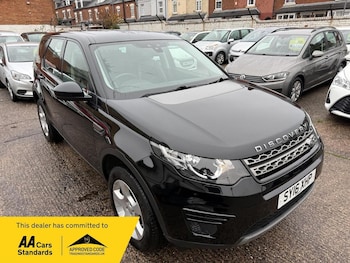 Used Land Rover Discovery Sport 2016 for sale - 76730062: Photo