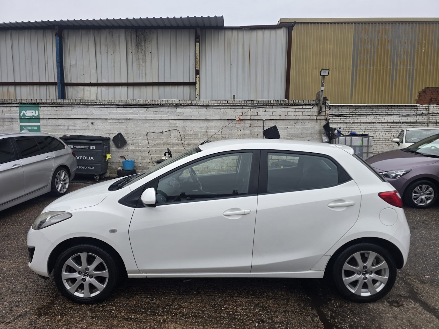Used Mazda Mazda2 2013 for sale - 77595289: Photo 6
