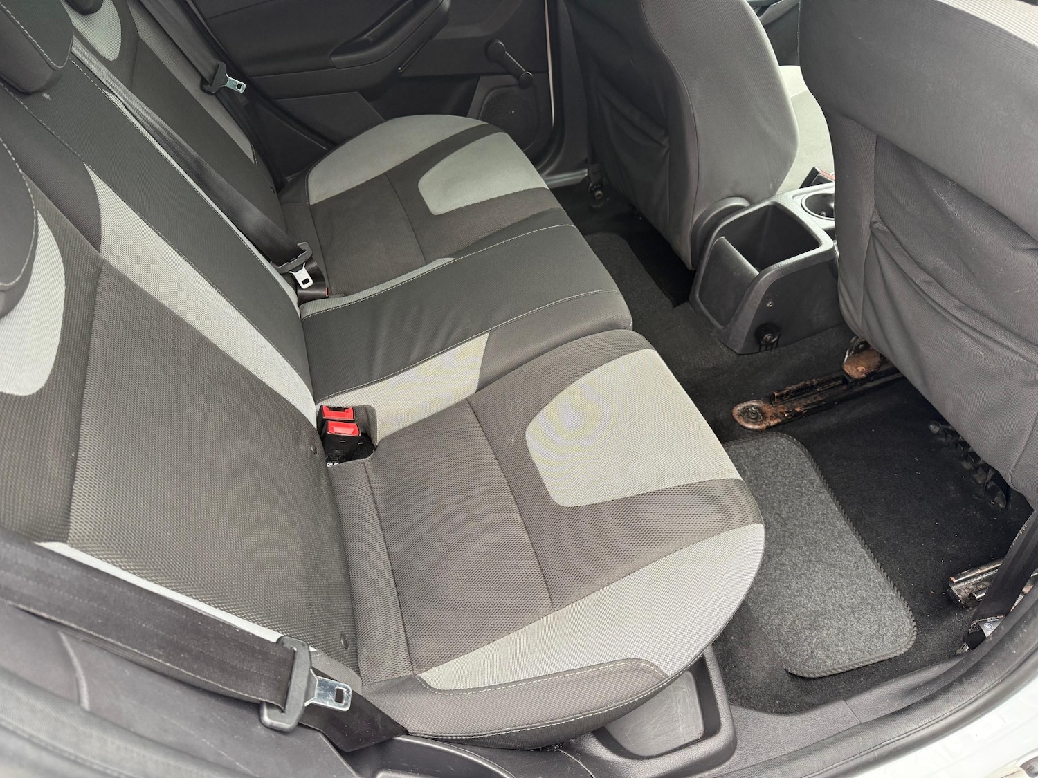 Used Ford Focus 2013 for sale - 78141068: Photo 10