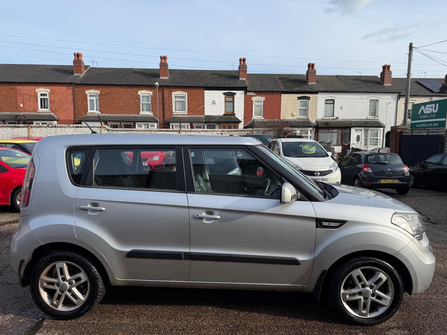 Used Kia Soul 2010 for sale - 77558518: Photo 2