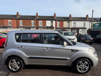 Used Kia Soul 2010 for sale - 77558518: Photo