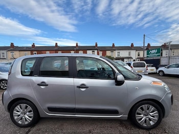 Used Citroen C3 Picasso 2009 for sale - 77464641: Photo