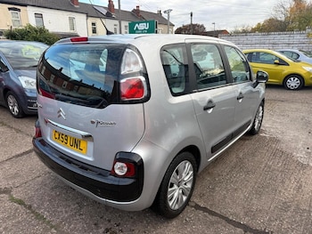 Used Citroen C3 Picasso 2009 for sale - 77464641: Photo