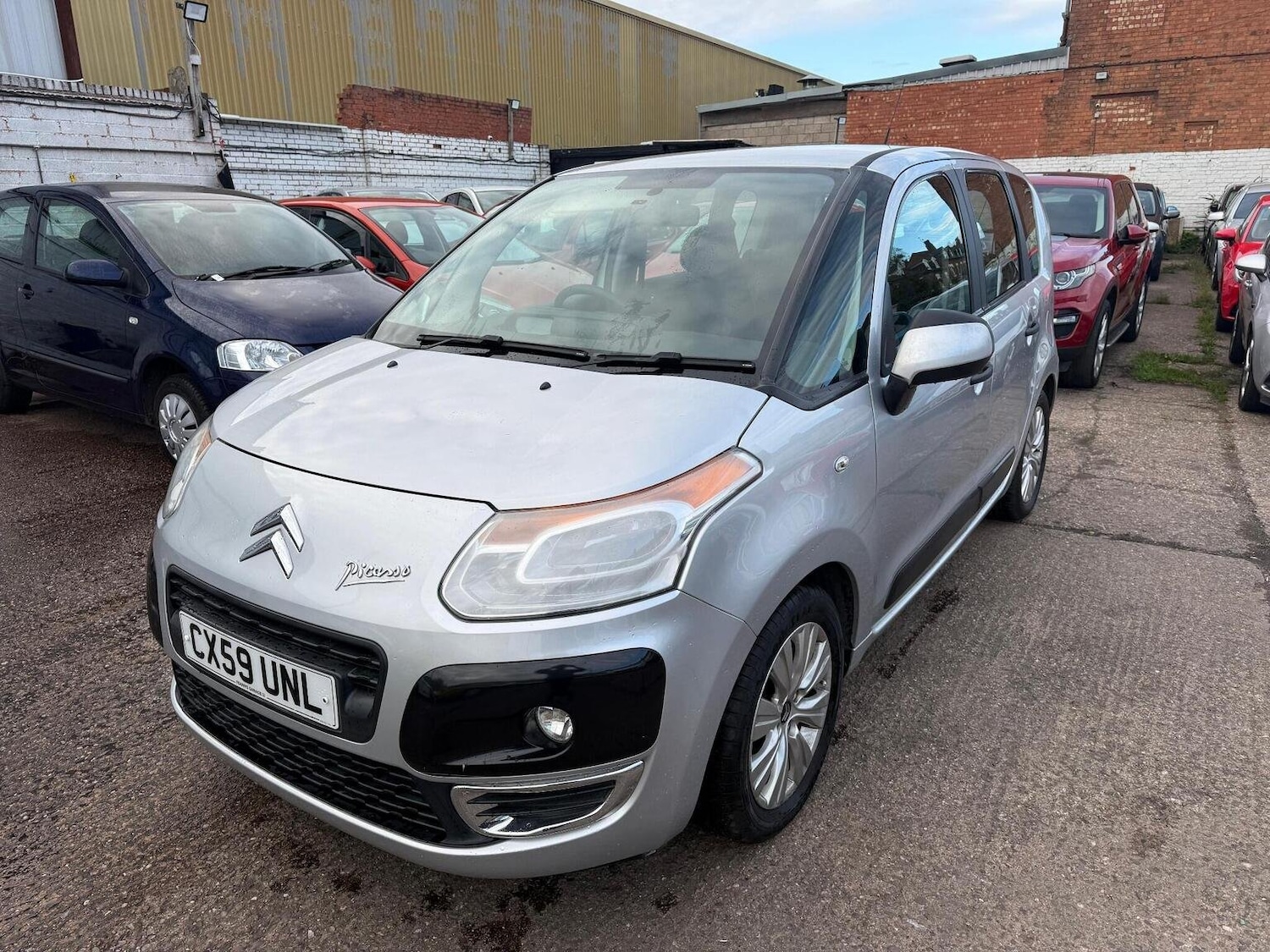 Used Citroen C3 Picasso 2009 for sale - 77464641: Photo 7