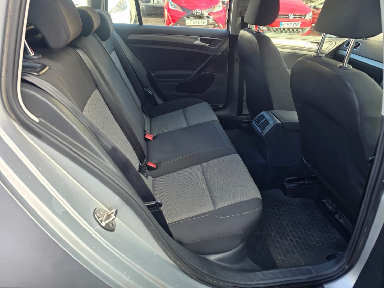 Used Volkswagen Golf 2014 for sale - 78031644: Photo 11