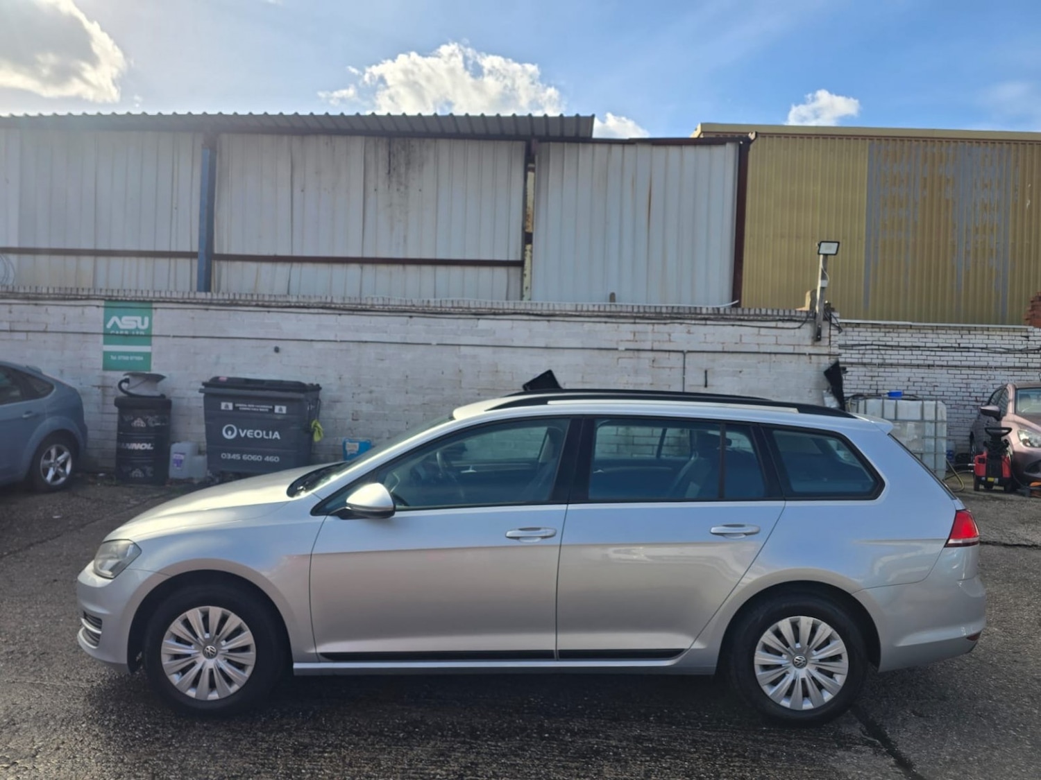 Used Volkswagen Golf 2014 for sale - 78031644: Photo 6