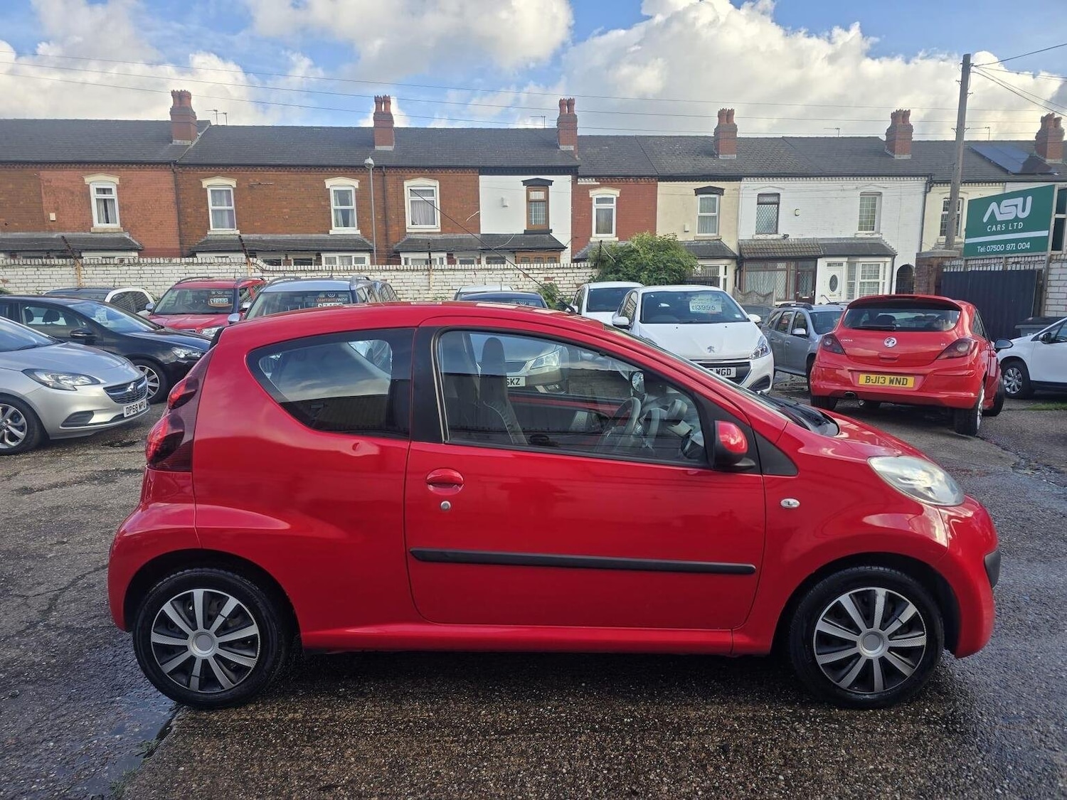 Used Peugeot 107 2014 for sale - 76730069: Photo 2