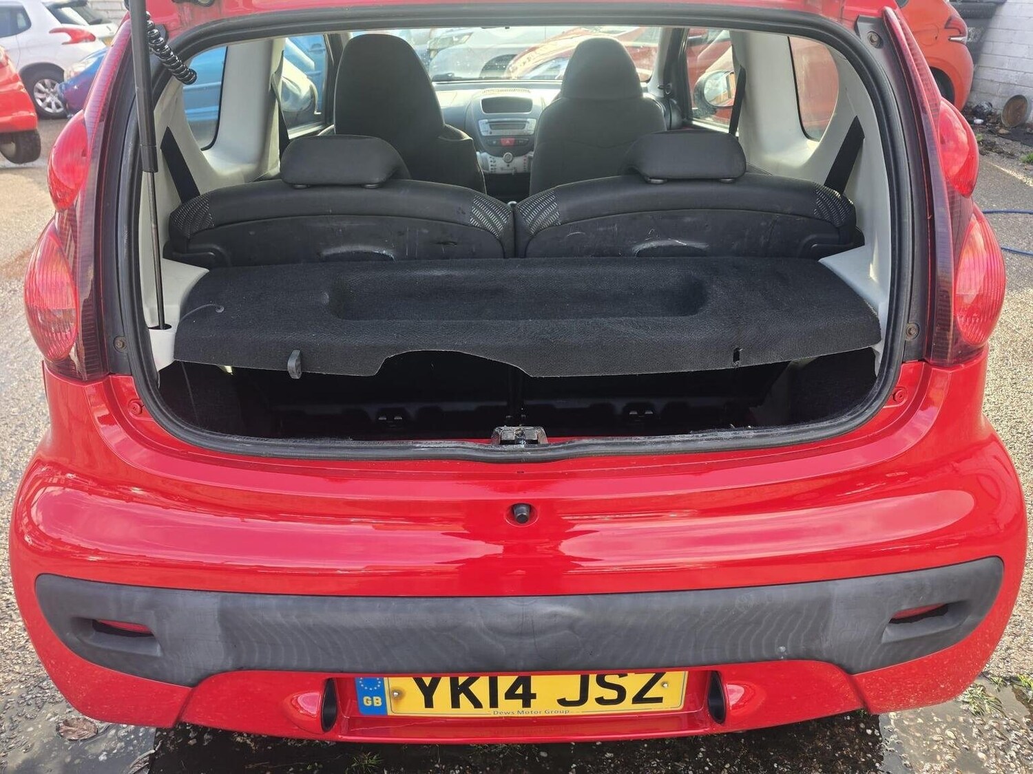 Used Peugeot 107 2014 for sale - 76730069: Photo 8