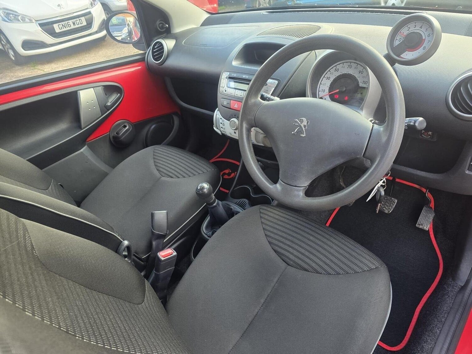 Used Peugeot 107 2014 for sale - 76730069: Photo 9
