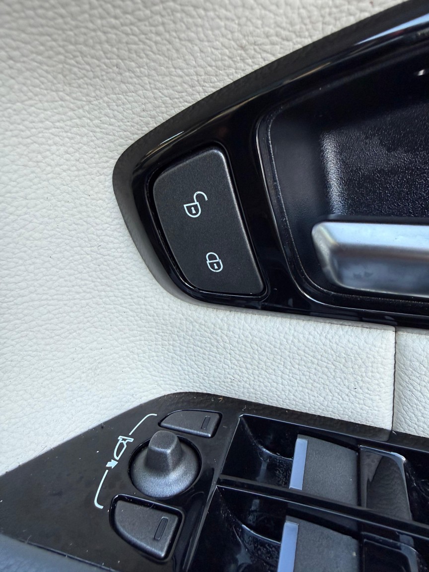 Used Land Rover Range Rover Evoque 2016 for sale - 76848693: Photo 13