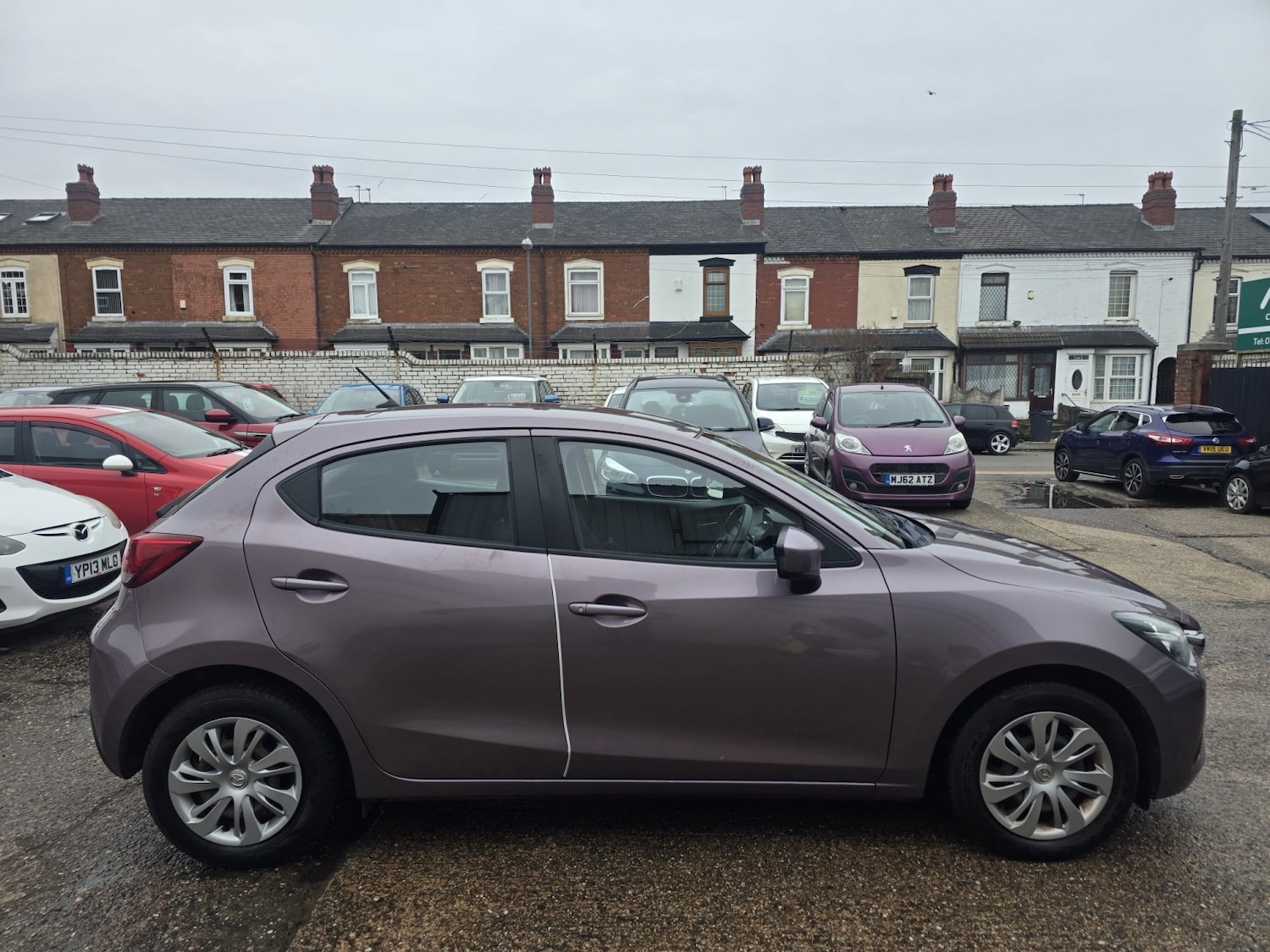 Used Mazda Mazda2 2015 for sale - 77595291: Photo 2