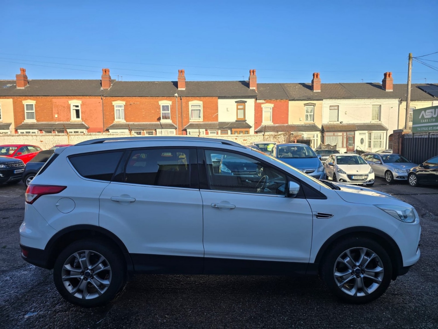 Used Ford Kuga 2014 for sale - 77921362: Photo 2