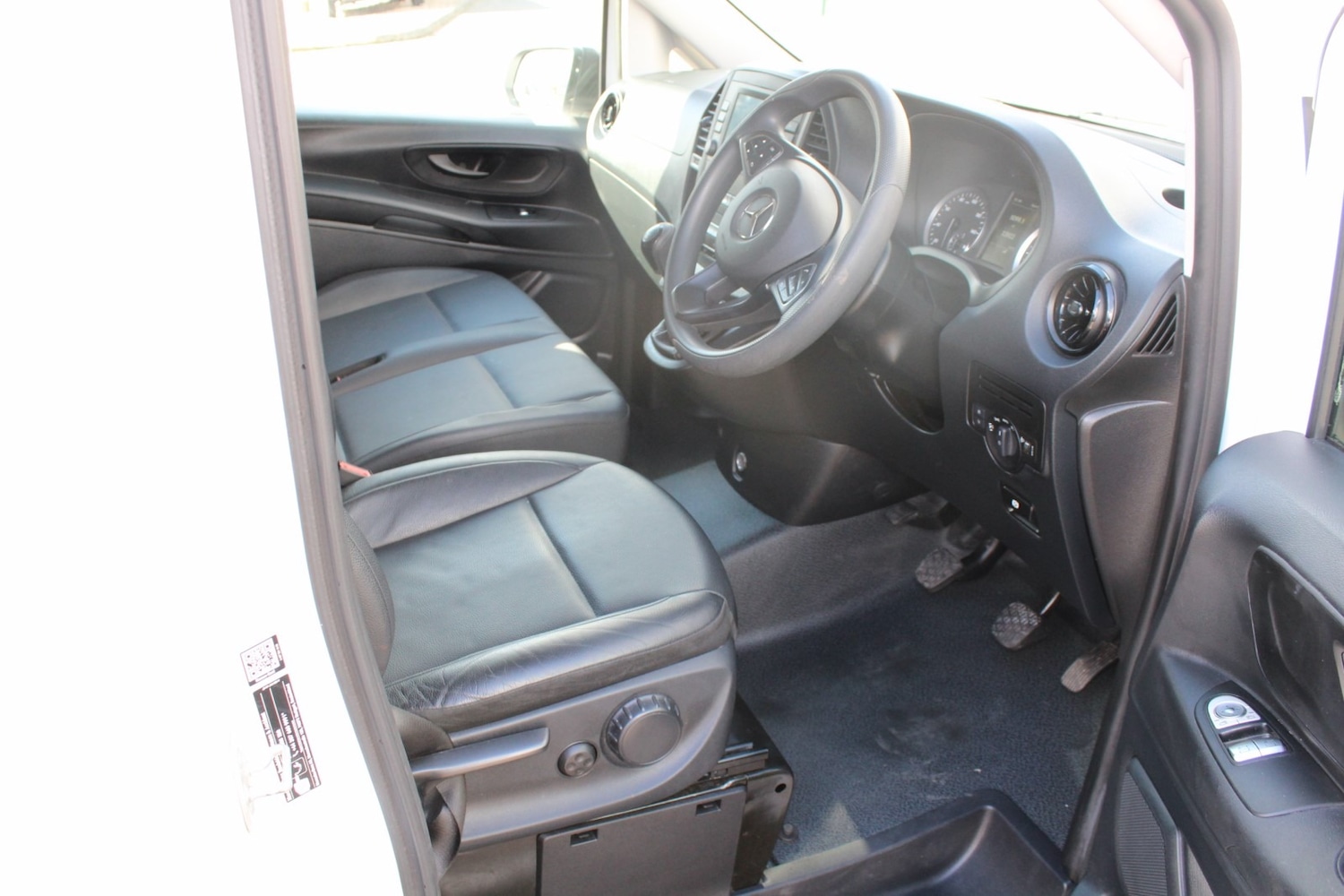 Used Mercedes-Benz Vito 2023 for sale - 76262874: Photo 13
