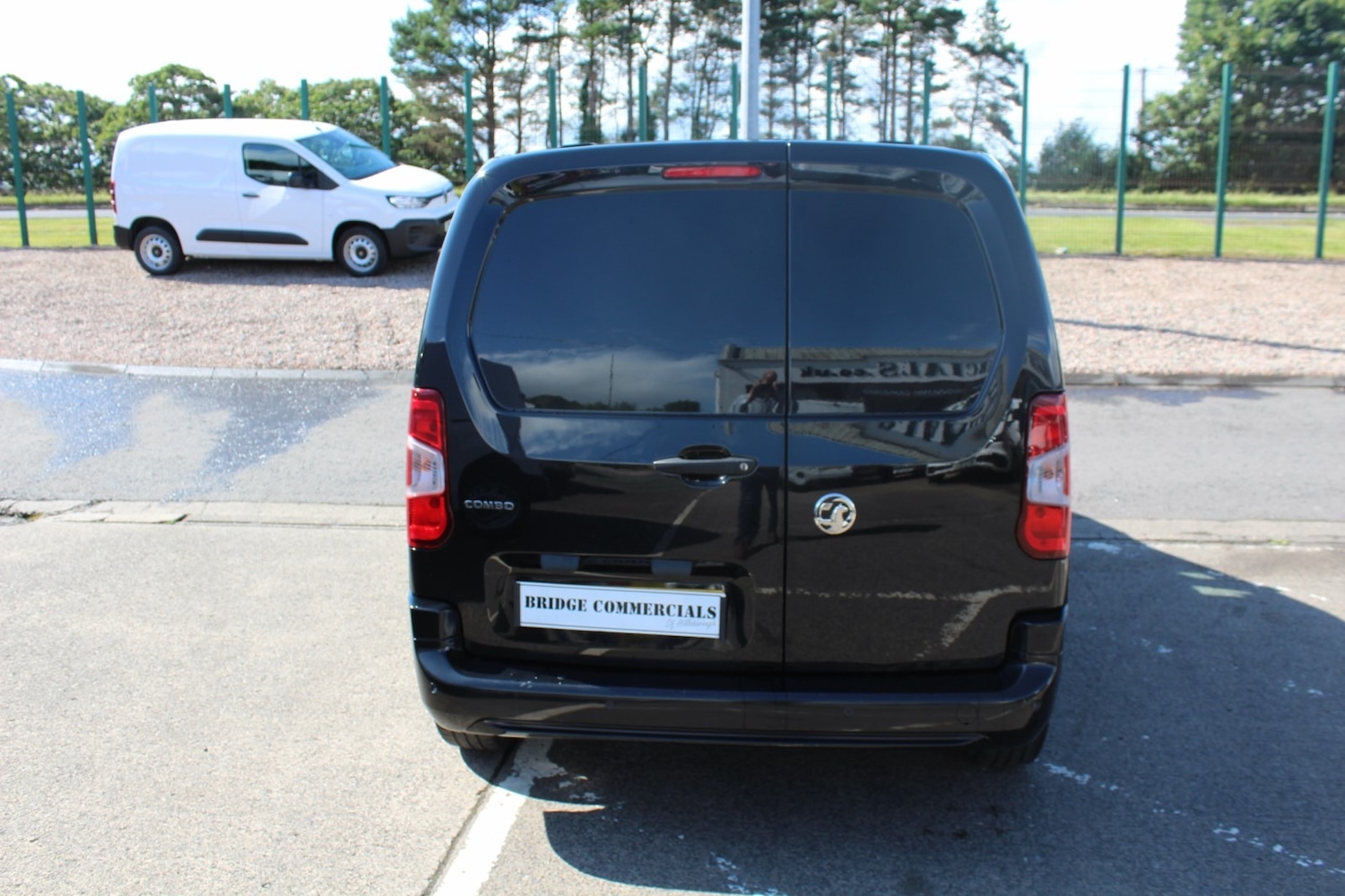Used Vauxhall Combo 2022 for sale - 76263689: Photo 3