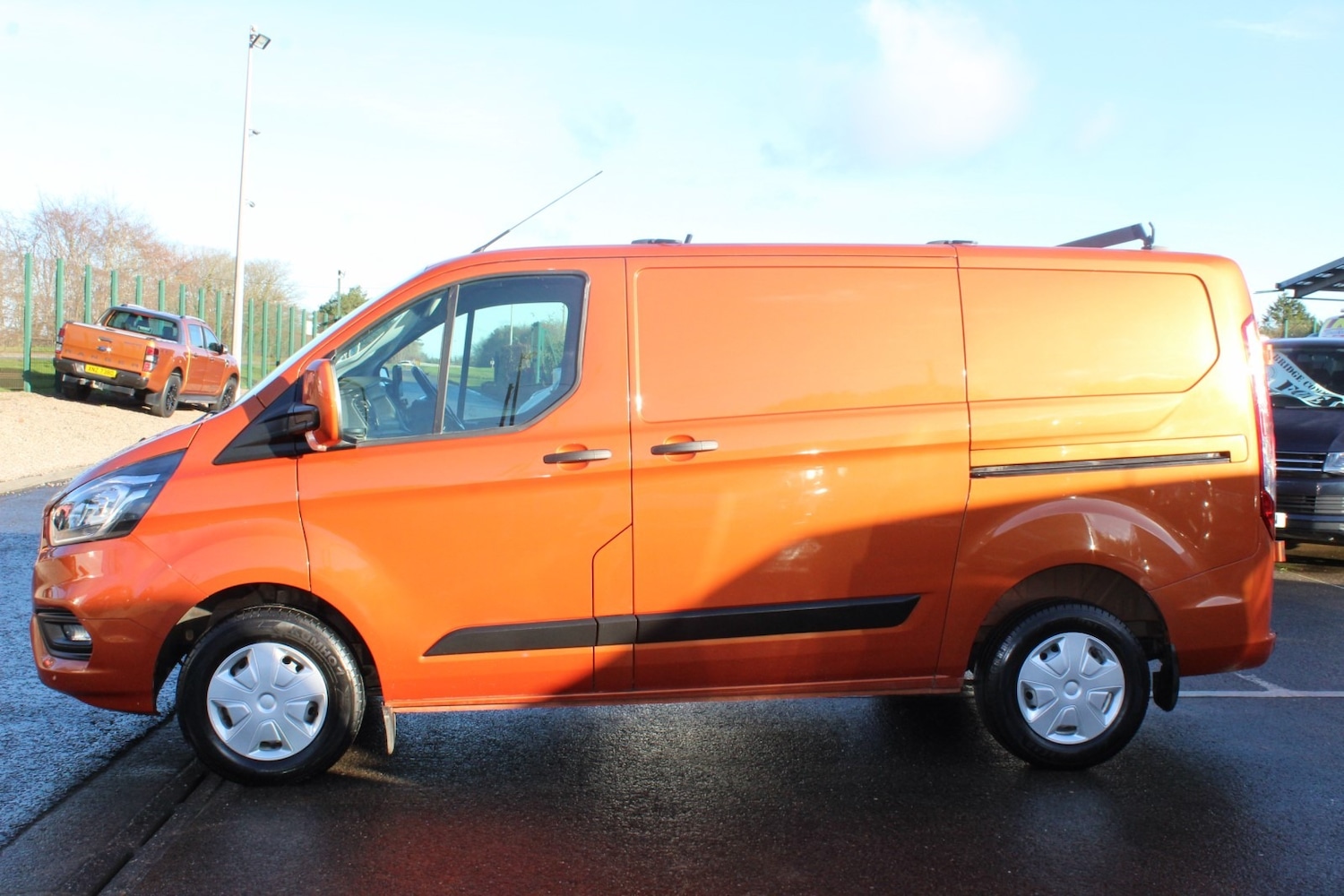 Used Ford Transit Custom 2022 for sale - 76682429: Photo 2