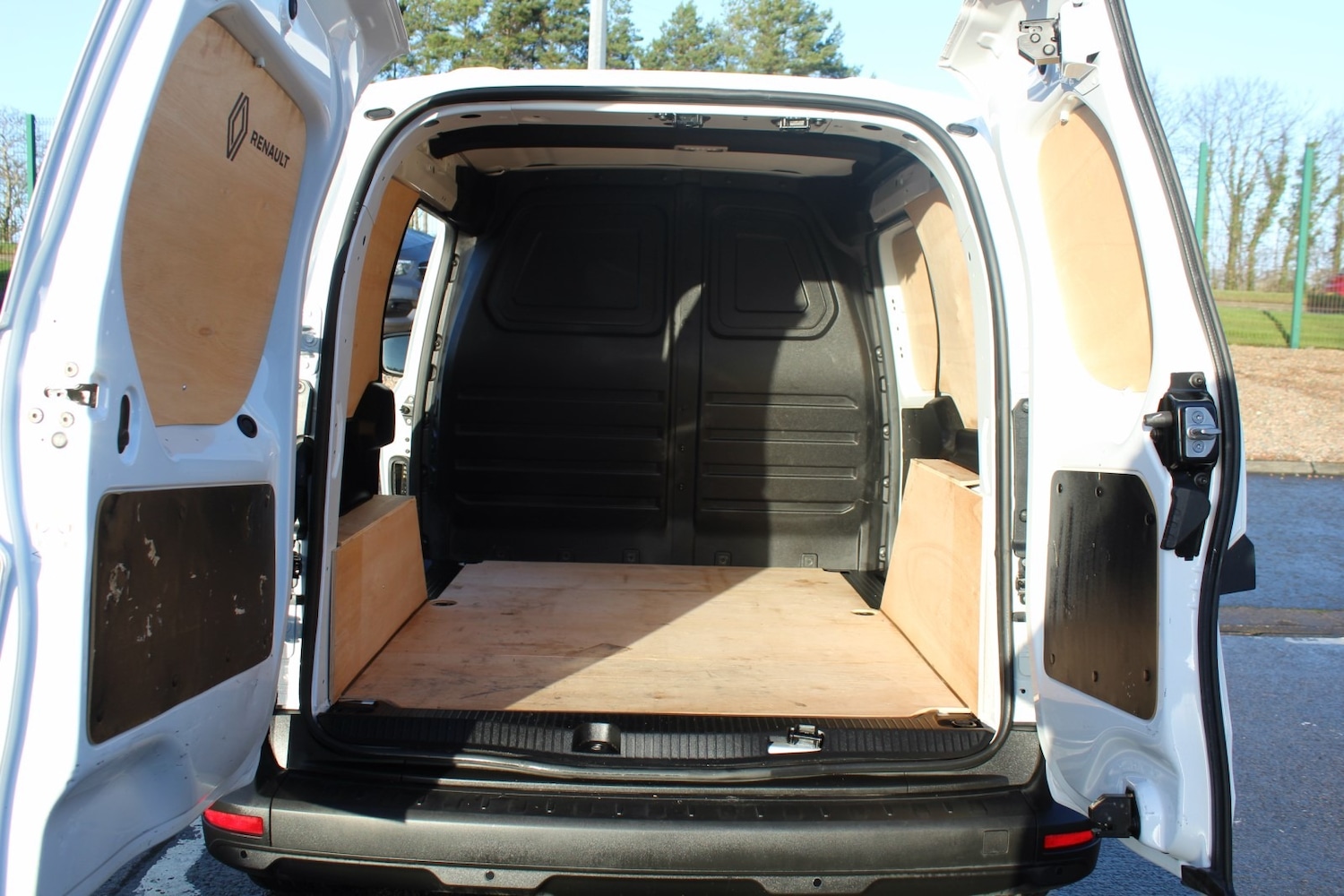 Used Renault Kangoo 2024 for sale - 77003275: Photo 21