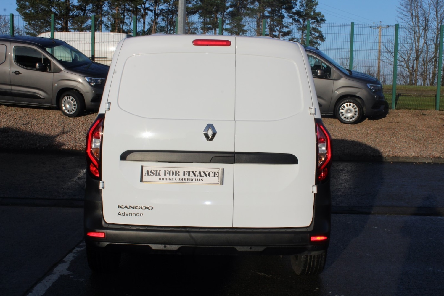Used Renault Kangoo 2024 for sale - 77003275: Photo 3