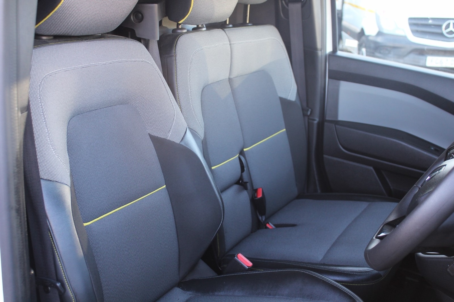 Used Renault Kangoo 2024 for sale - 77003275: Photo 9