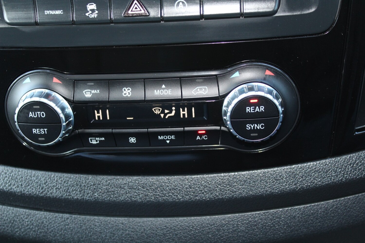 Used Mercedes-Benz Vito 2023 for sale - 76262841: Photo 18