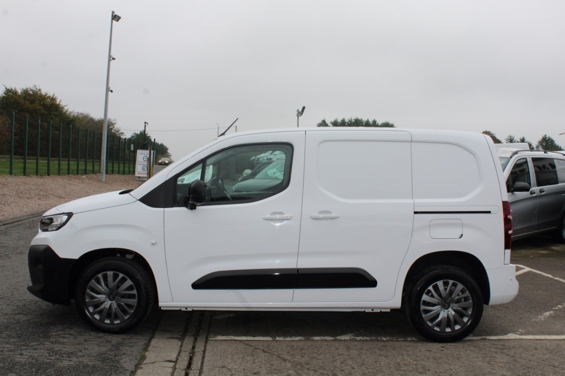 Used Citroen Berlingo 2024 for sale - 76298944: Photo 2