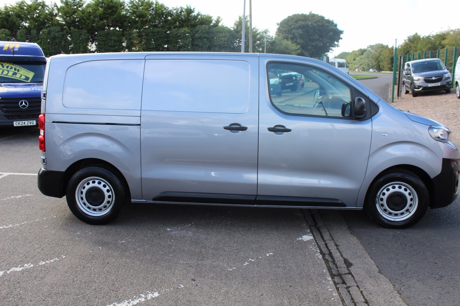 Used Peugeot Expert 2022 for sale - 76684031: Photo 9