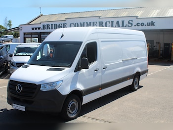 Mercedes-Benz - Sprinter