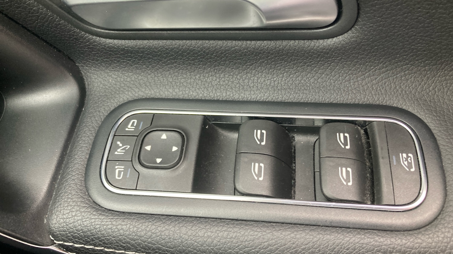 Used Mercedes-Benz A-Class 2018 for sale - 76205885: Photo 43