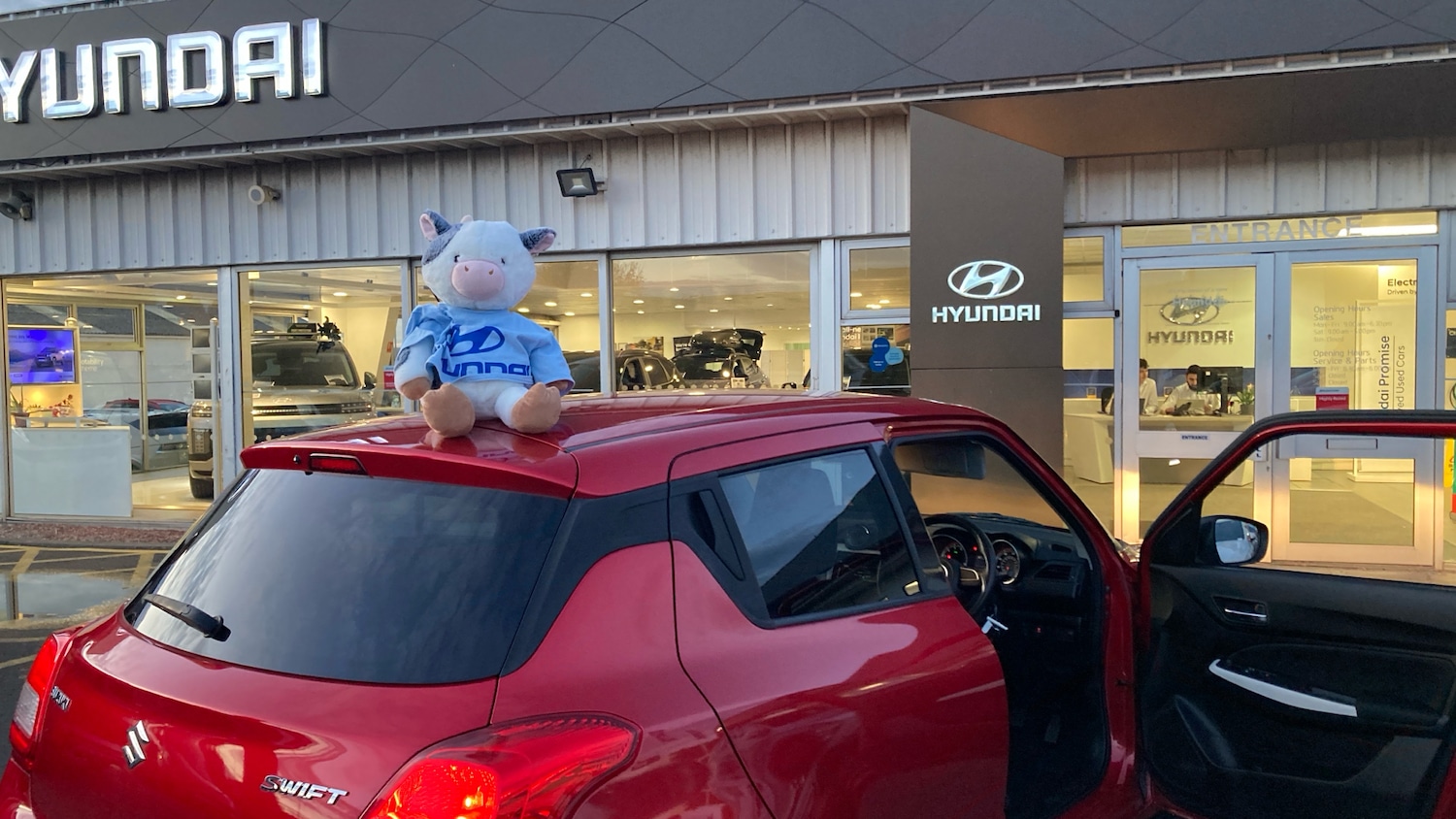 Used Suzuki Swift 2018 for sale - 76649960: Photo 36