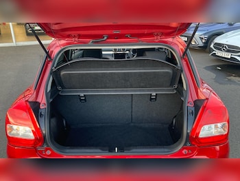 Used Suzuki Swift 2018 for sale - 76649960: Photo