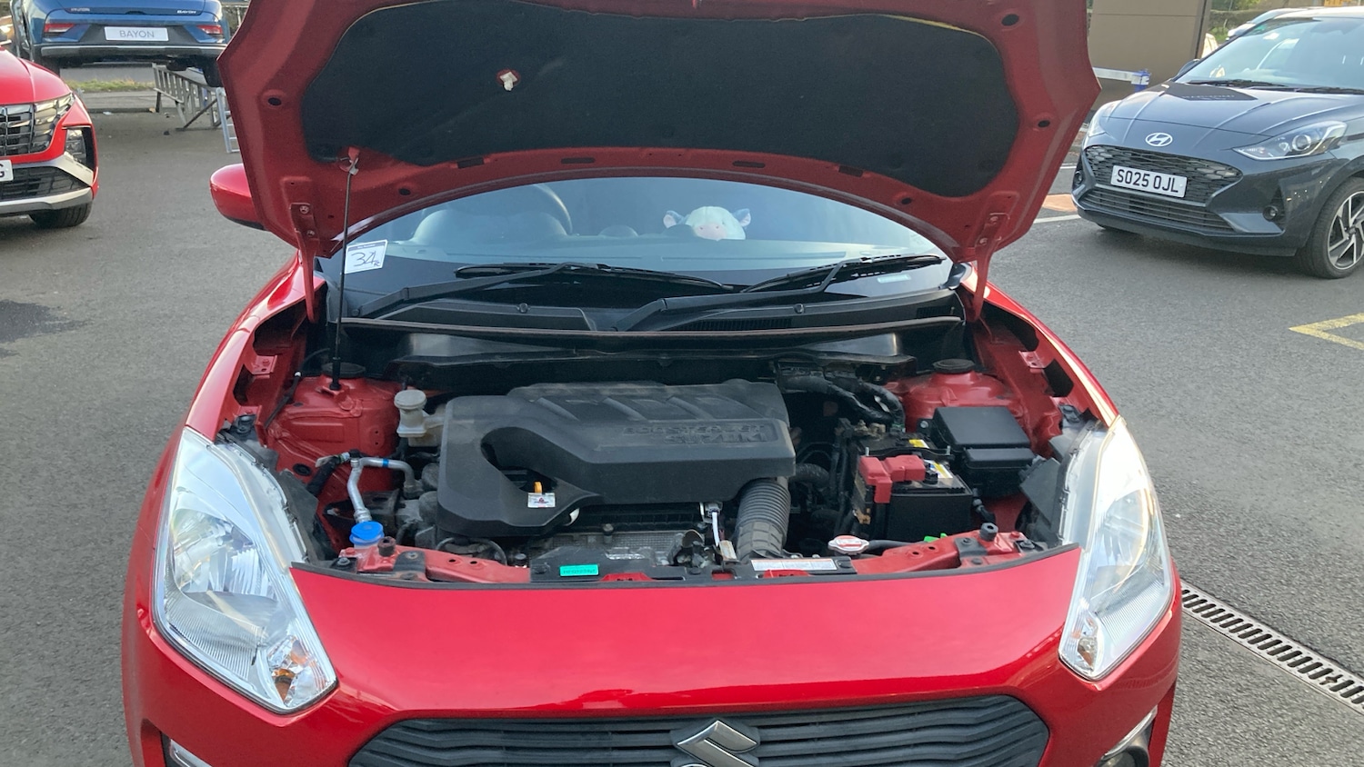 Used Suzuki Swift 2018 for sale - 76649960: Photo 8