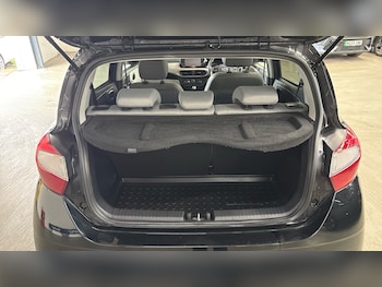 Used Hyundai i10 2020 for sale - 79382438: Photo