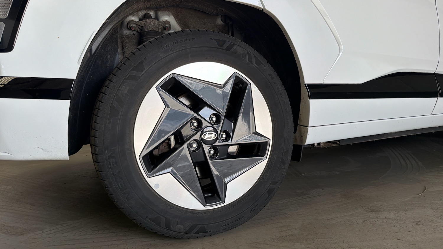 Used Hyundai KONA 2023 for sale - 77975754: Photo 7