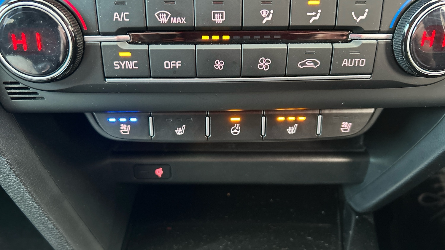 Used Kia XCeed 2022 for sale - 77054859: Photo 23