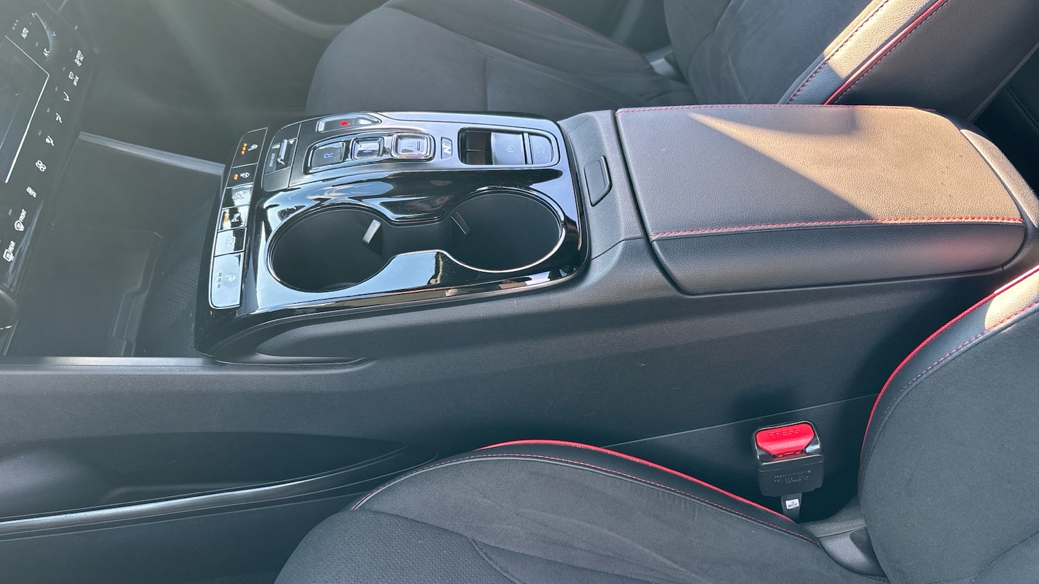 Used Hyundai TUCSON 2022 for sale - 76392213: Photo 38