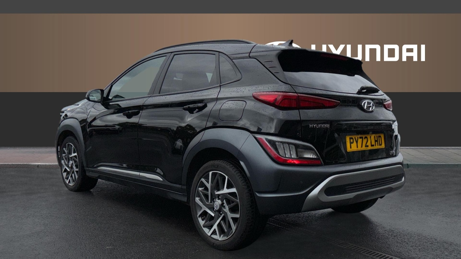 Used Hyundai KONA 2023 for sale - 75999479: Photo 2